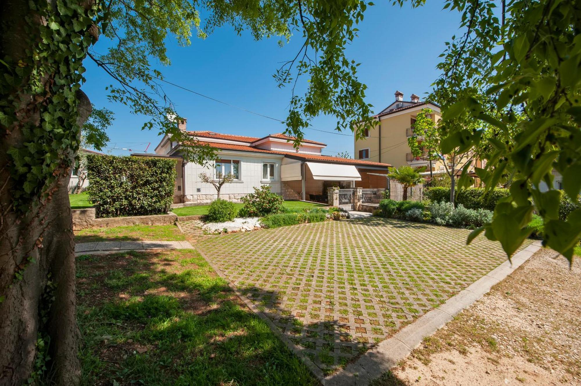 Holiday Home Istarska Rovinj Luaran gambar